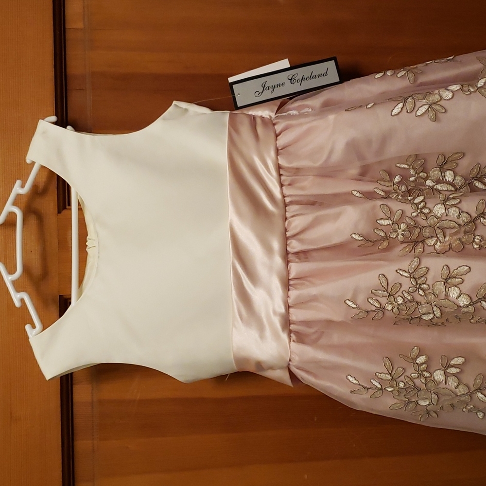 Girls dress size 8